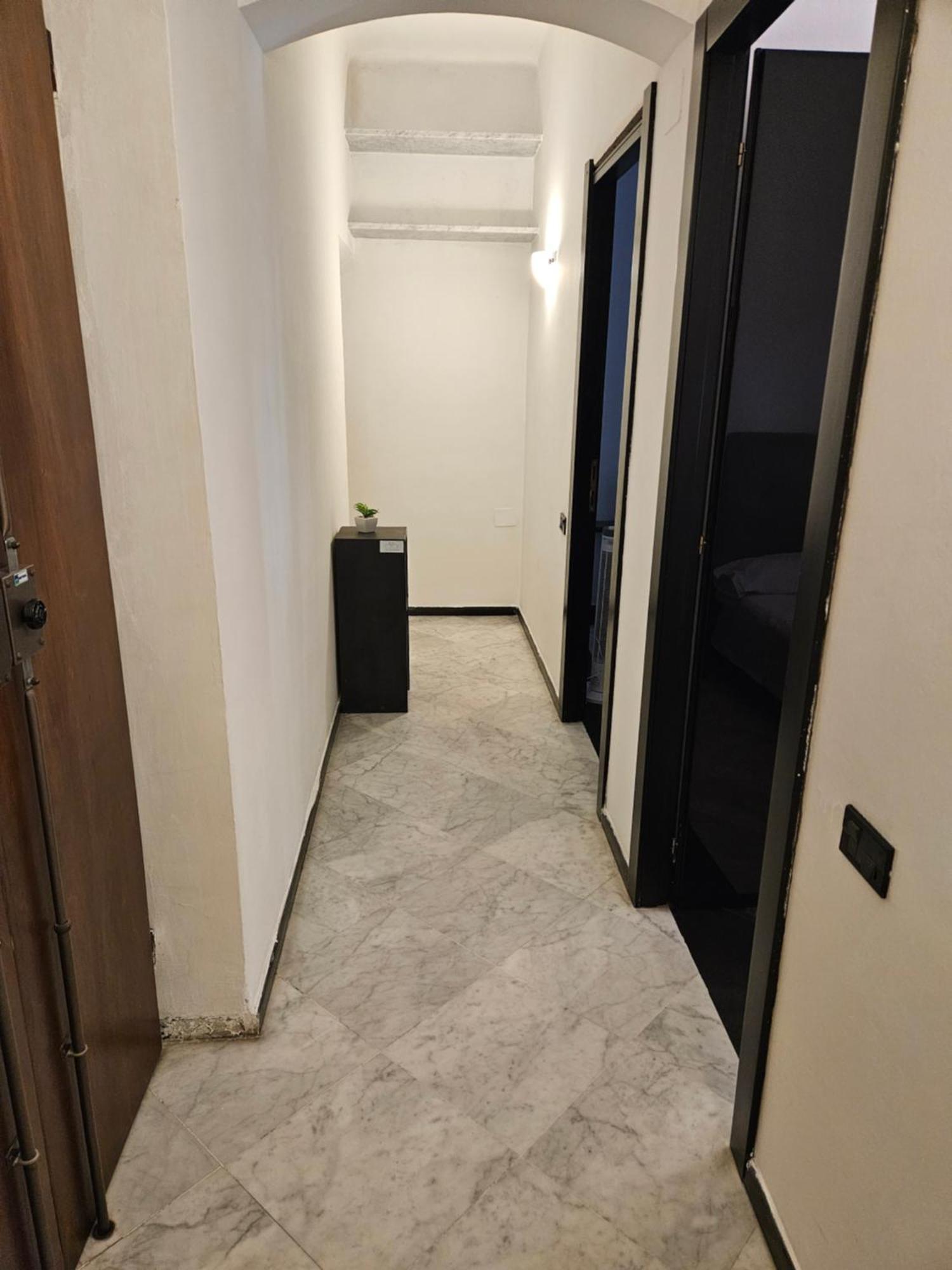 Casa Regis - Free Parking Hotel Genoa Ngoại thất bức ảnh